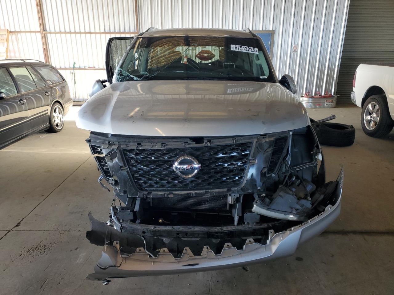 2017 Nissan Armada Sv - Фото 5