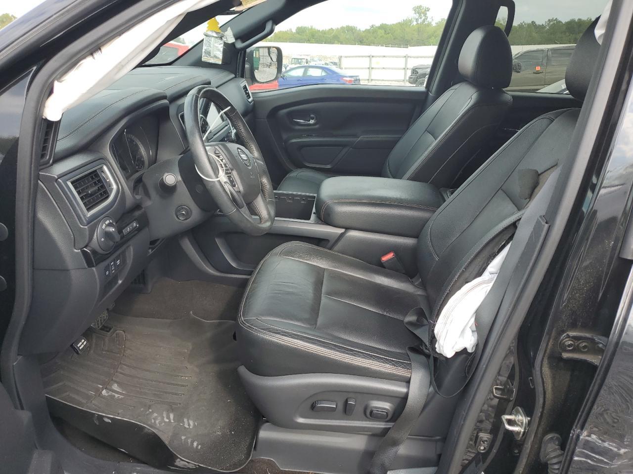 2019 Nissan Titan Platinum Reserve - Фото 7