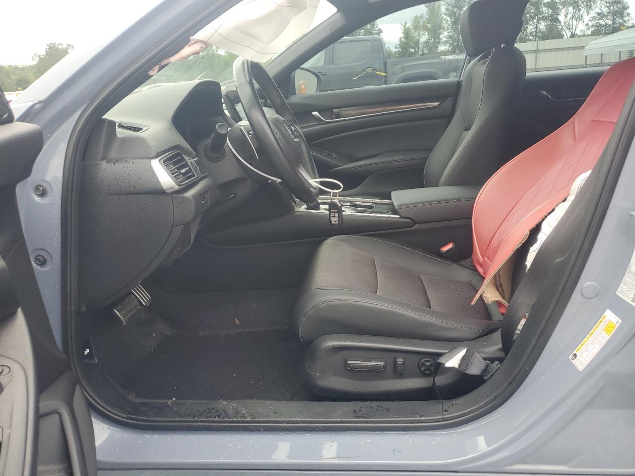 2022 Honda Accord Sport - Image 7