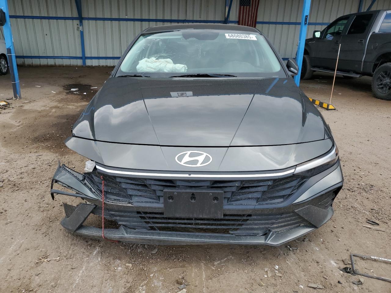 2024 Hyundai Elantra Se - Image 5