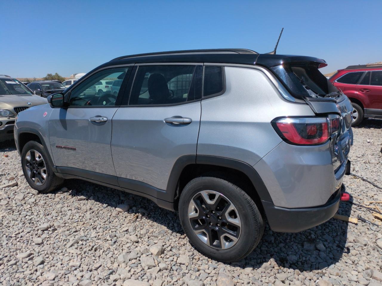 2017 Jeep Compass Trailhawk - Image 2