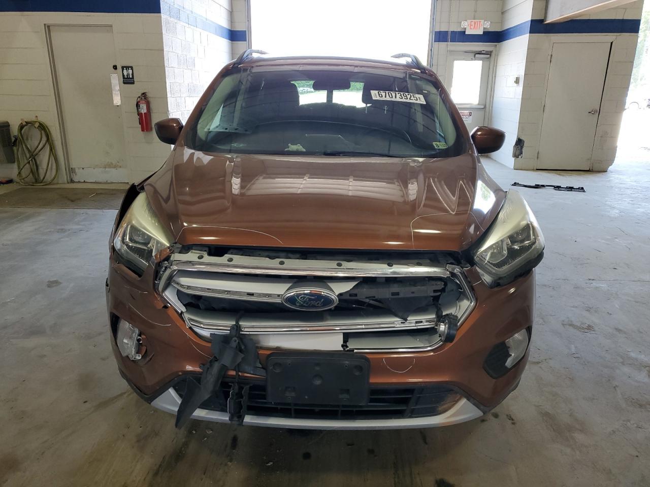 2017 Ford Escape Se - Фото 5