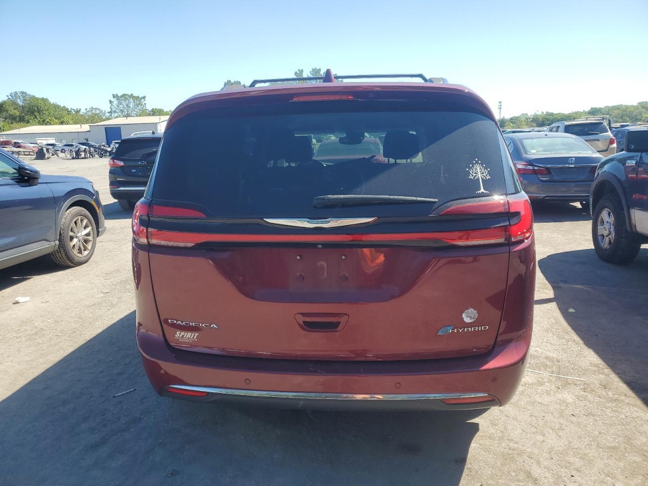 2021 Chrysler Pacifica Hybrid Touring L - Фото 6