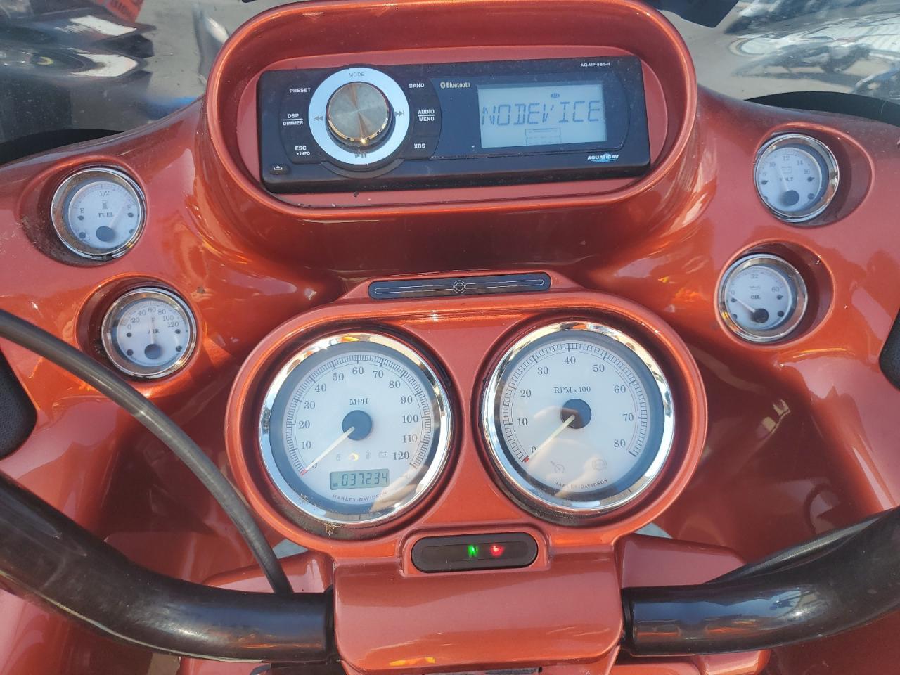 2011 Harley-Davidson Fltrx - Фото 7