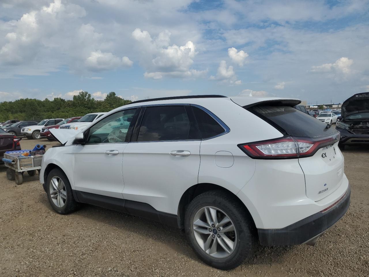 2018 Ford Edge Sel - Image 2