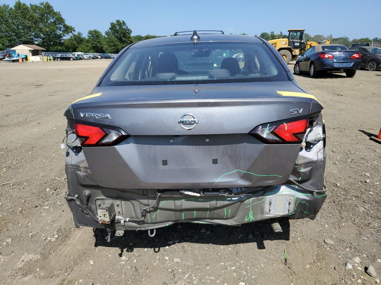 2022 Nissan Versa Sv - Image 6