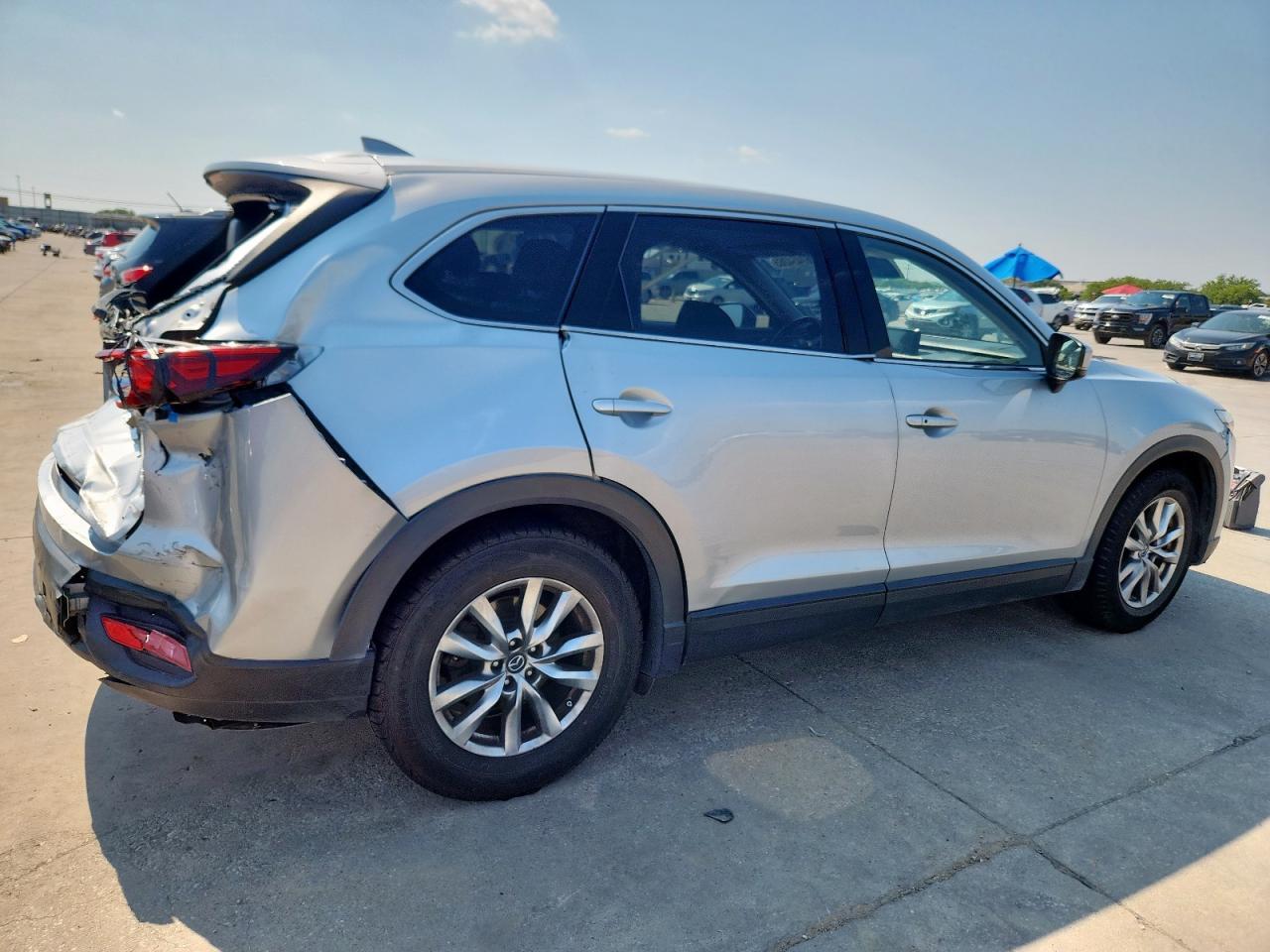 2018 Mazda Cx-9 Touring - Image 3