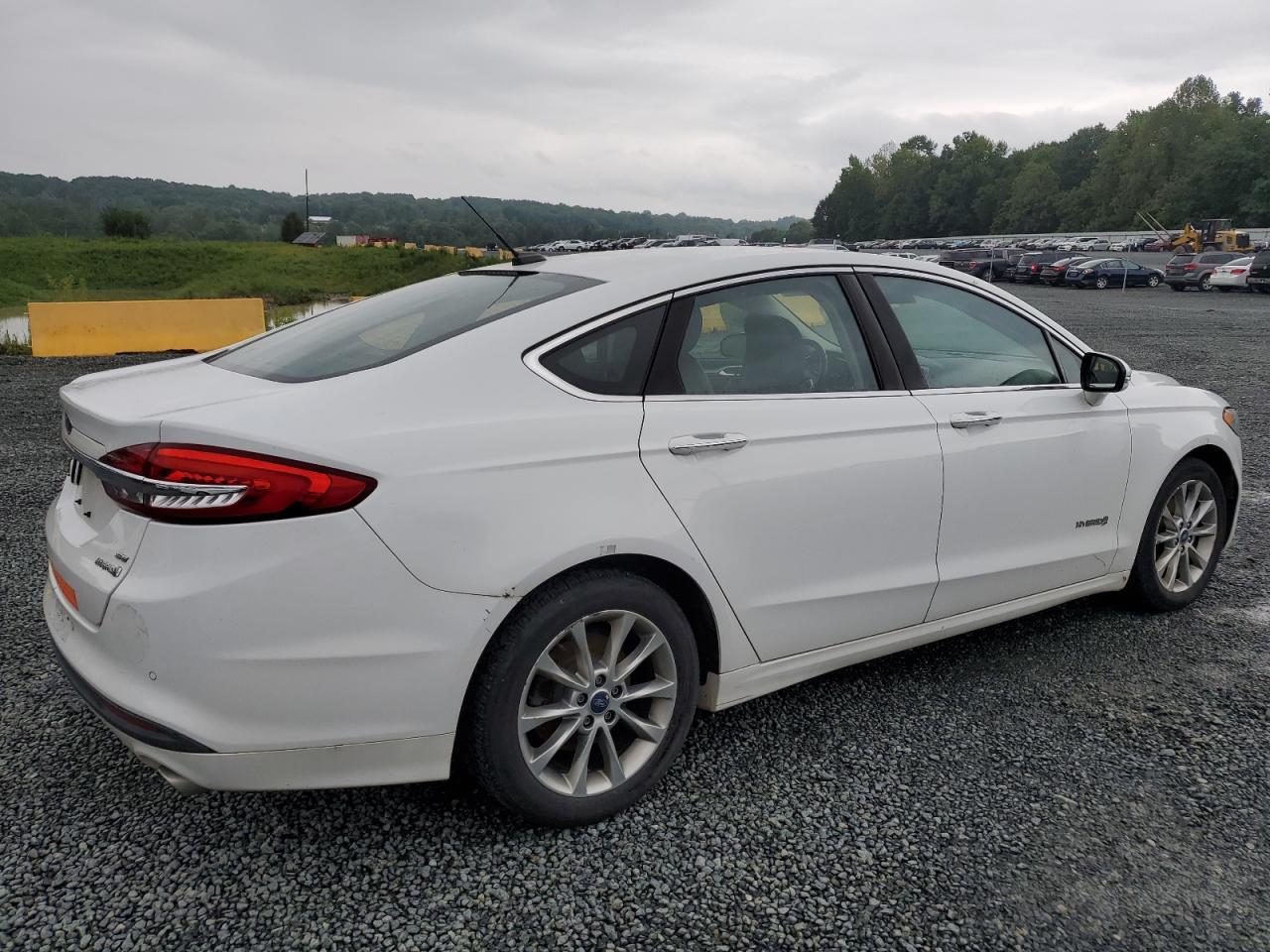 2017 Ford Fusion Se Hybrid - Фото 3