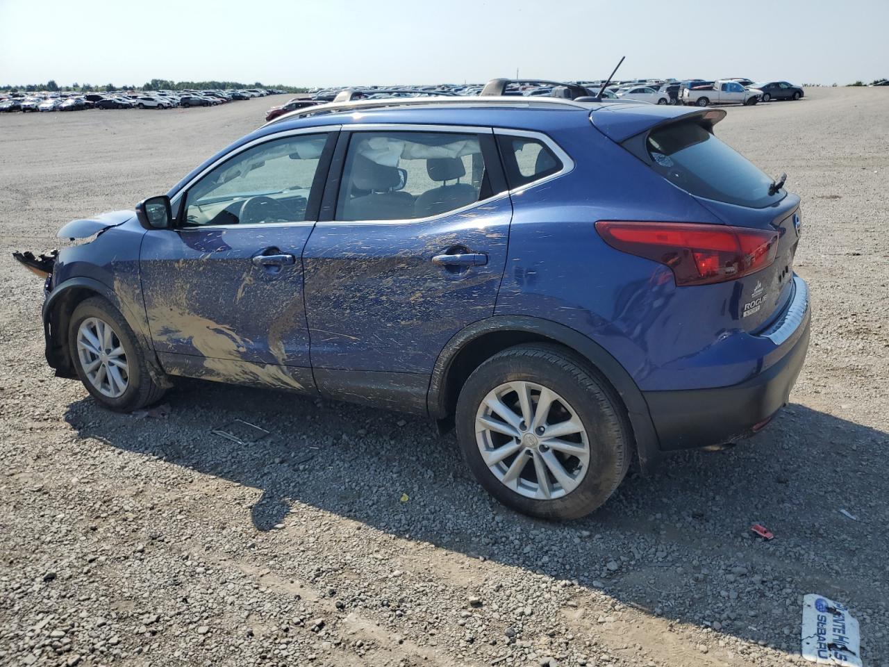 2018 Nissan Rogue Sport S - Image 2