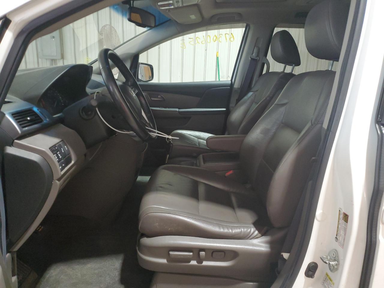 2011 Honda Odyssey Touring - Фото 7