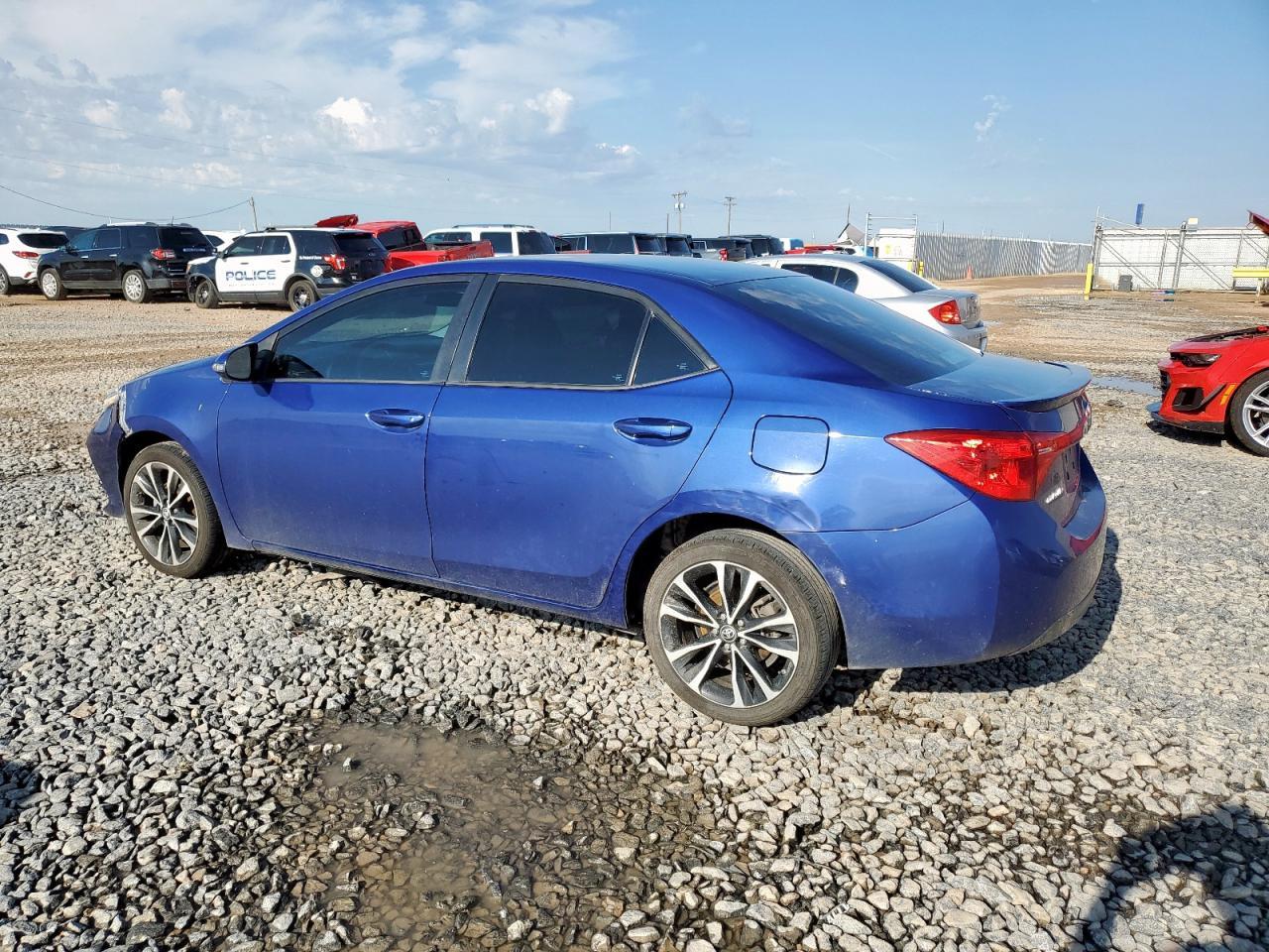 2019 Toyota Corolla L - Фото 2
