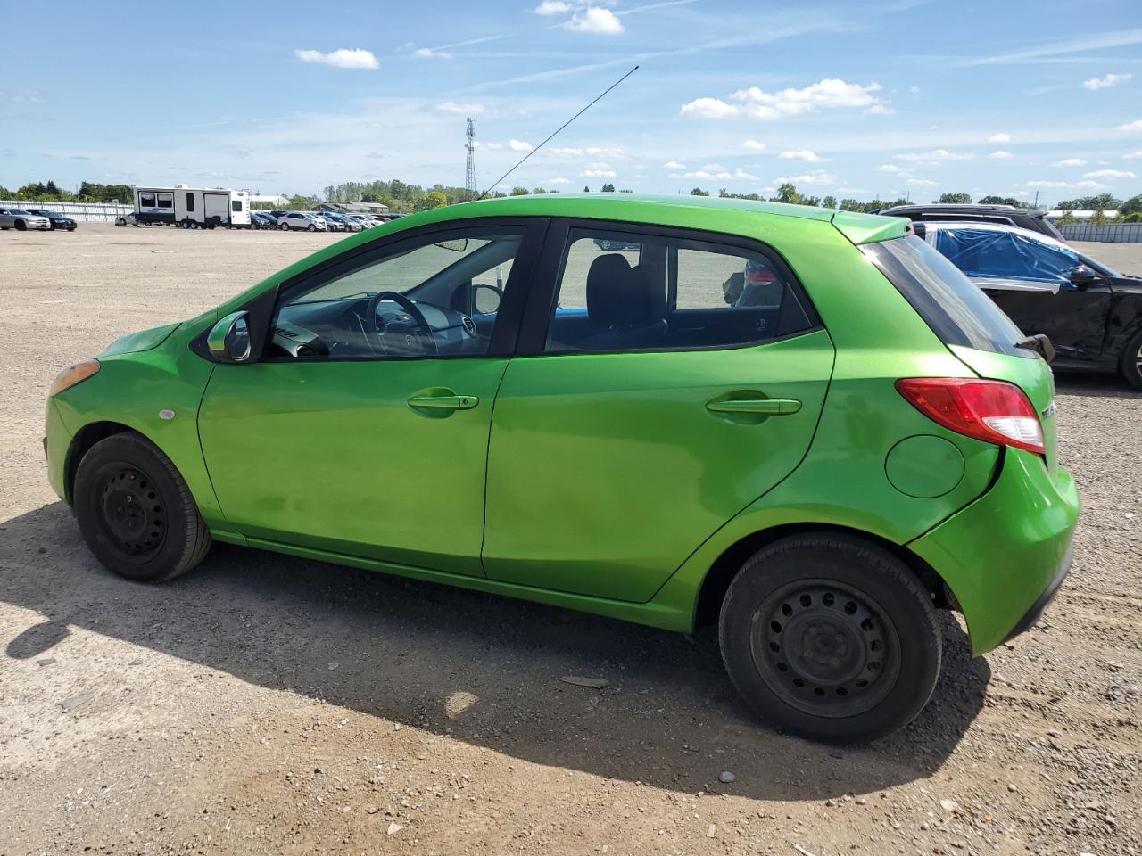 2013 Mazda Mazda2 - Image 2
