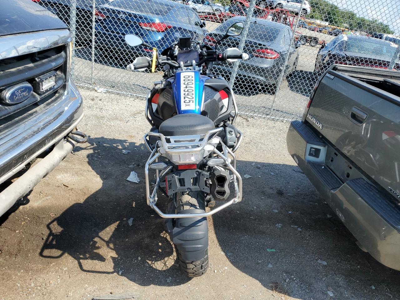 2024 BMW R 1250 Gs Adventure - Фото 6