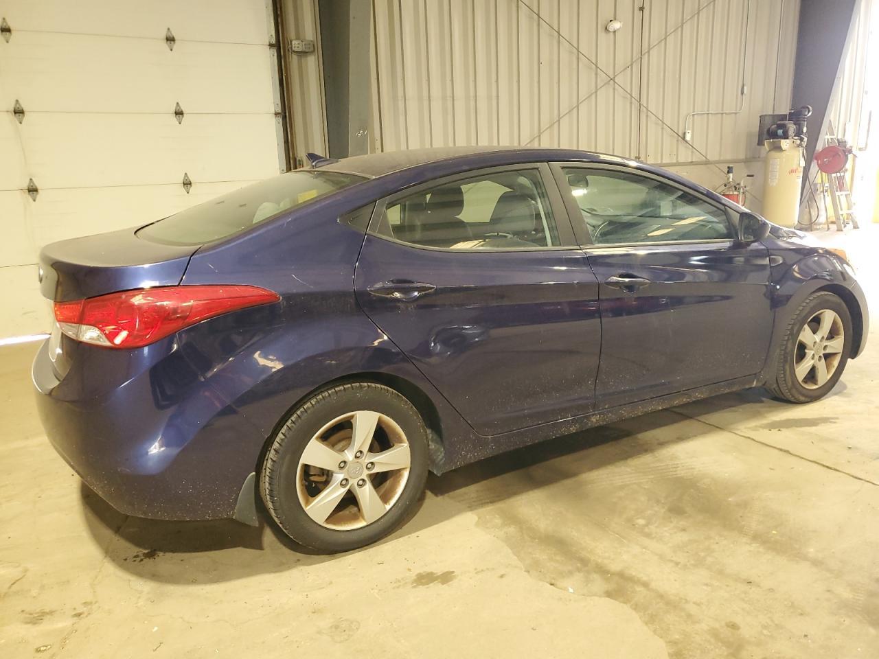 2013 Hyundai Elantra Gls - Фото 3