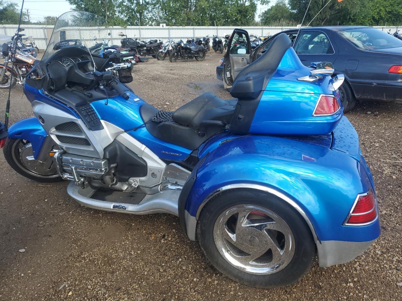 2012 Honda Gl1800 - Image 3