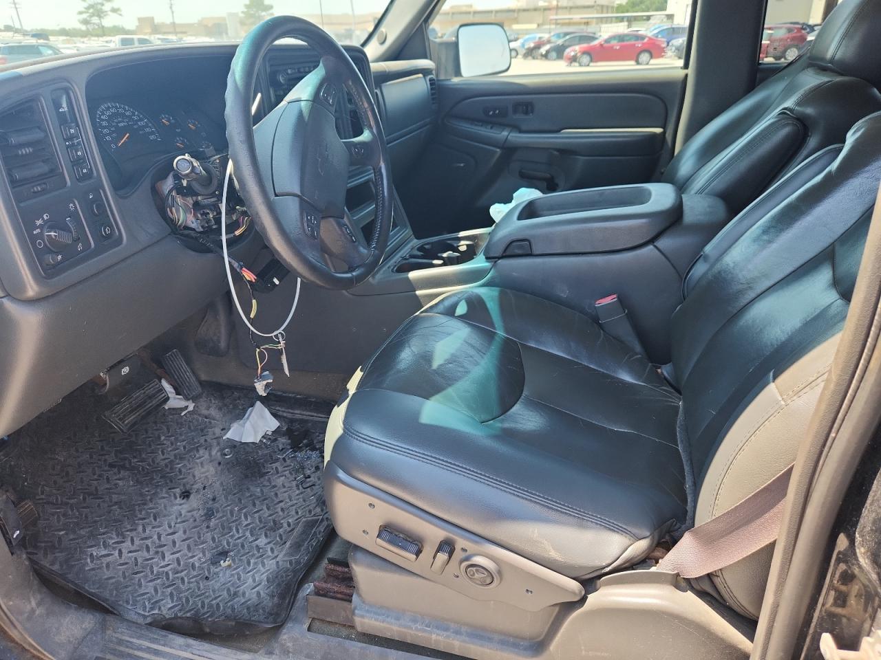 2004 Chevrolet Silverado K2500 Heavy Duty - Фото 7