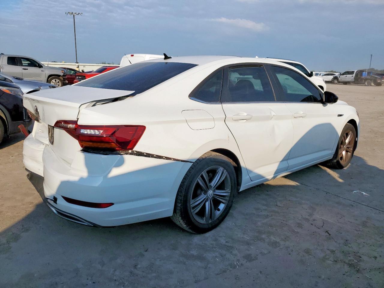 2019 Volkswagen Jetta S - Image 3