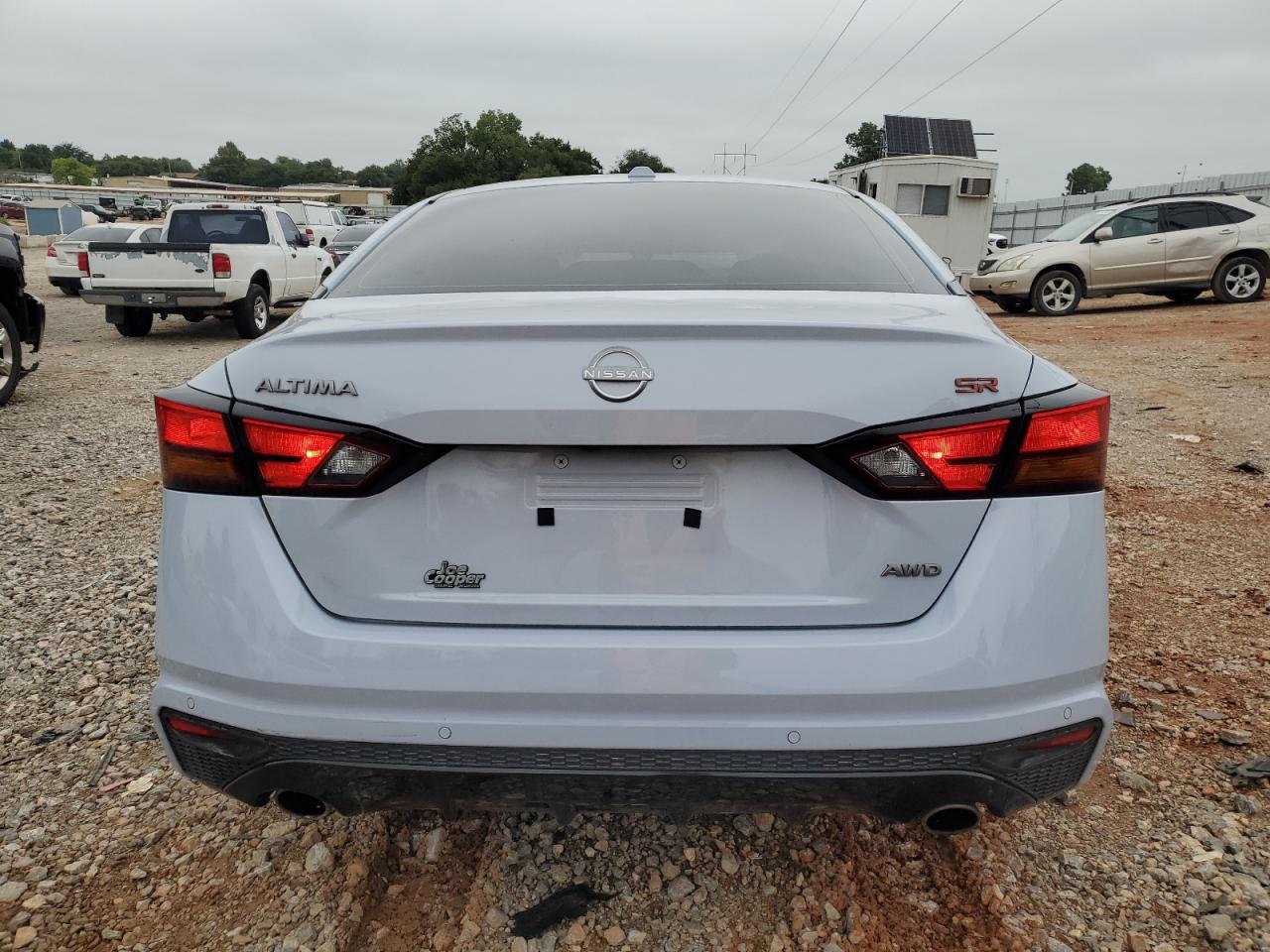 2024 Nissan Altima Sr - Фото 6