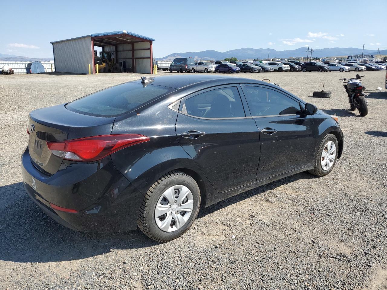 2016 Hyundai Elantra Se - Image 3