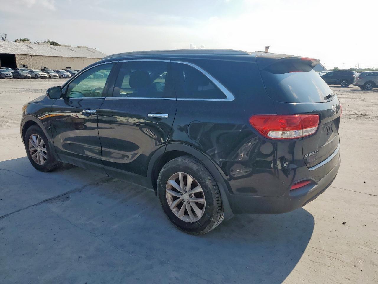 2016 Kia Sorento Lx - Фото 2
