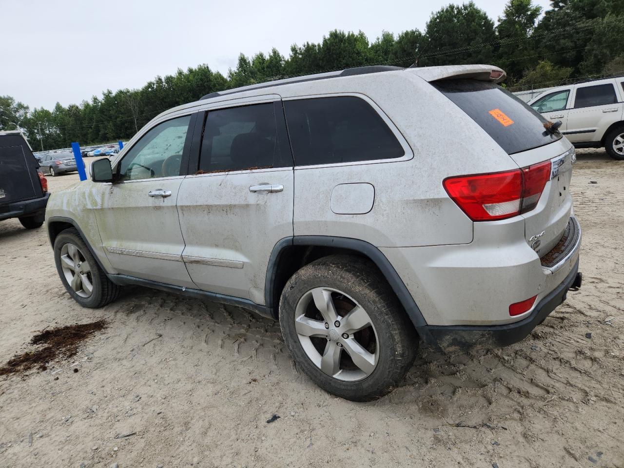 2011 Jeep Grand Cherokee Overland - Фото 2