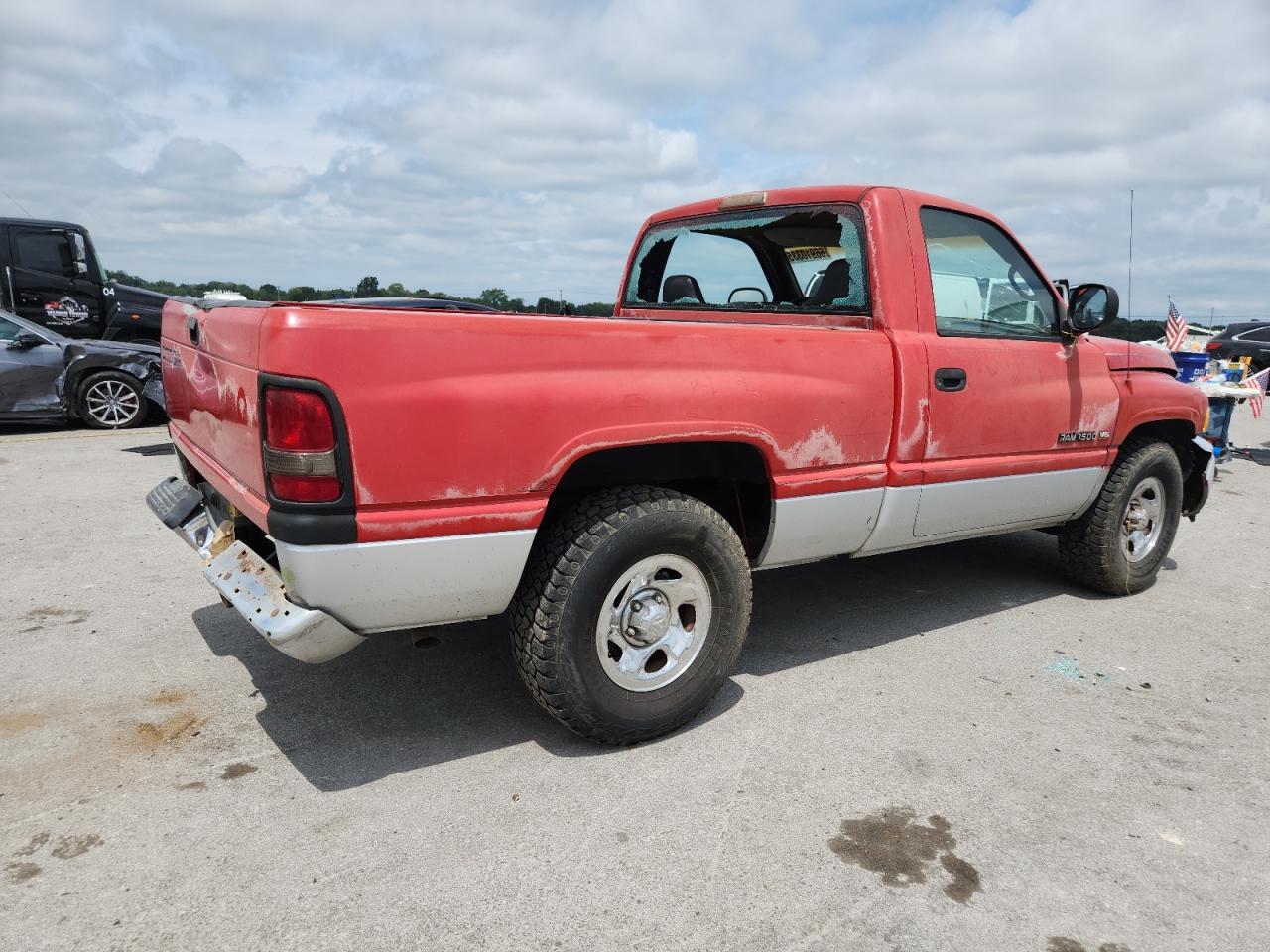 2001 Dodge Ram 1500 - Фото 3