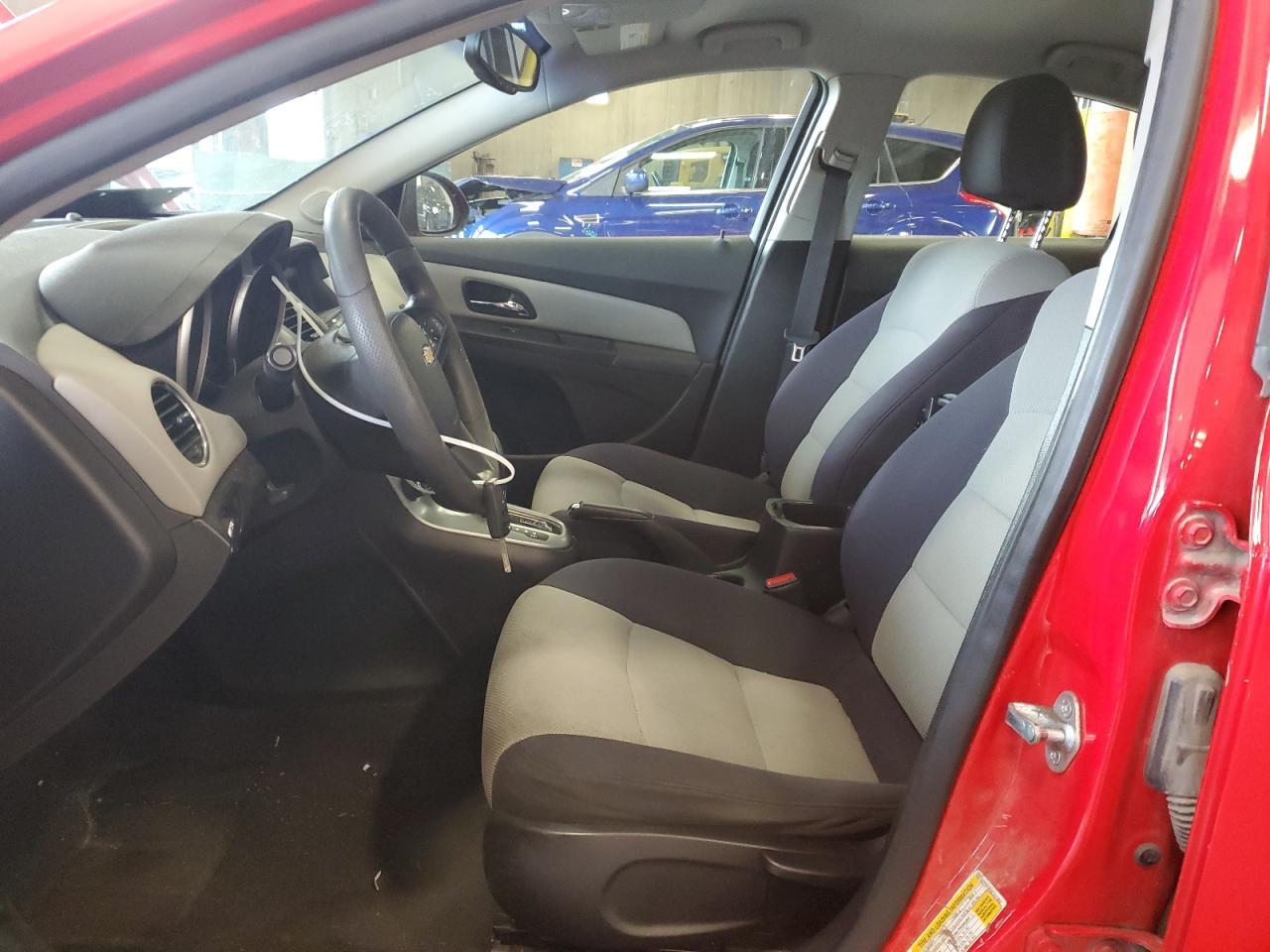 2014 Chevrolet Cruze Ls - Image 7