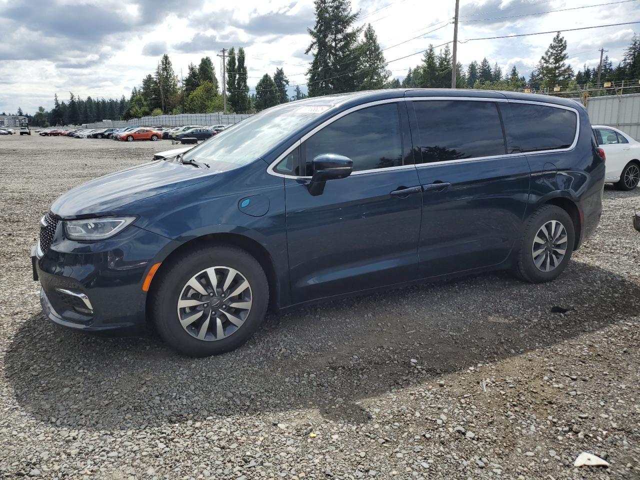 2022 Chrysler Pacifica Hybrid Touring L