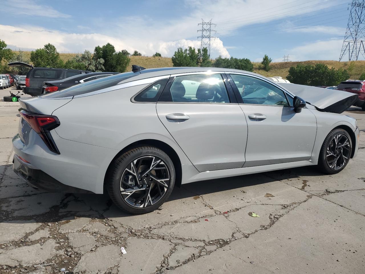 2025 Kia K5 Gt Line - Image 3