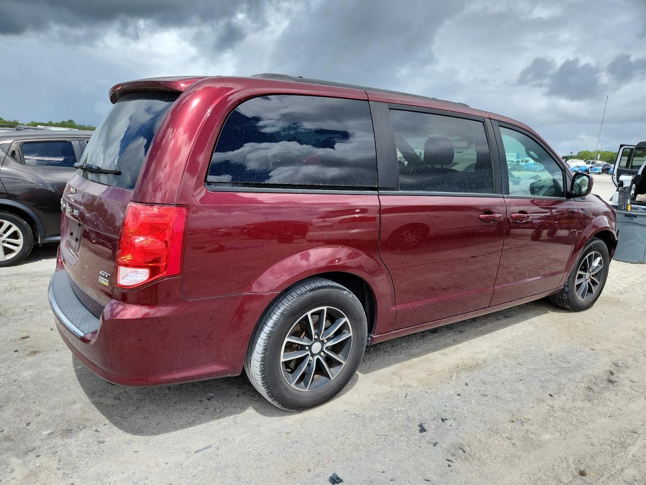 2018 Dodge Grand Caravan Gt - Фото 3