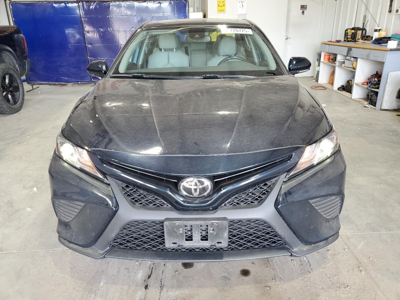 2019 Toyota Camry L - Image 5