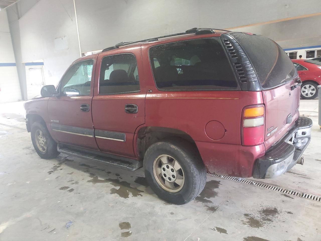 2002 Chevrolet Tahoe K1500 - Image 2