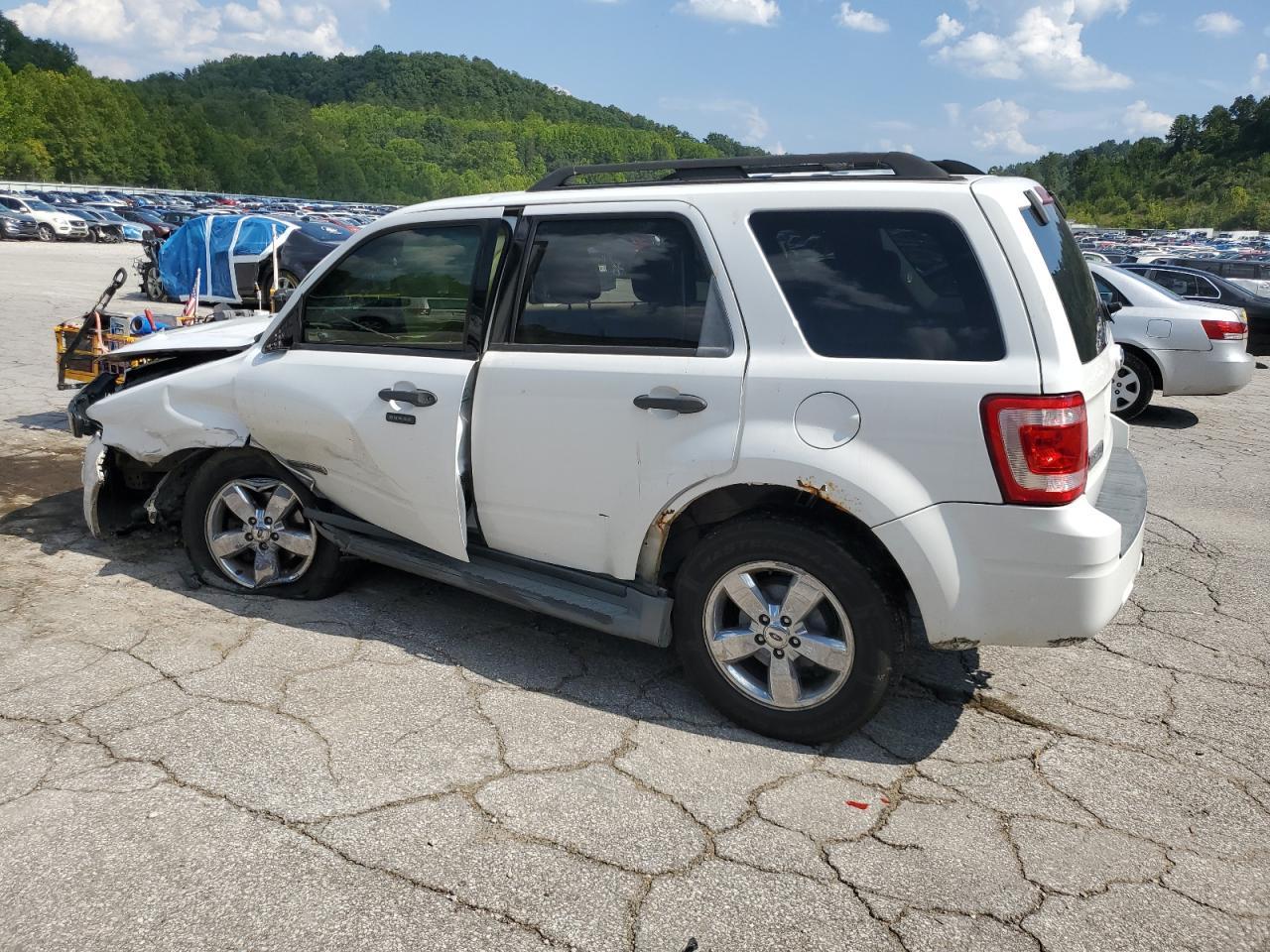 2008 Ford Escape Xlt - Image 2