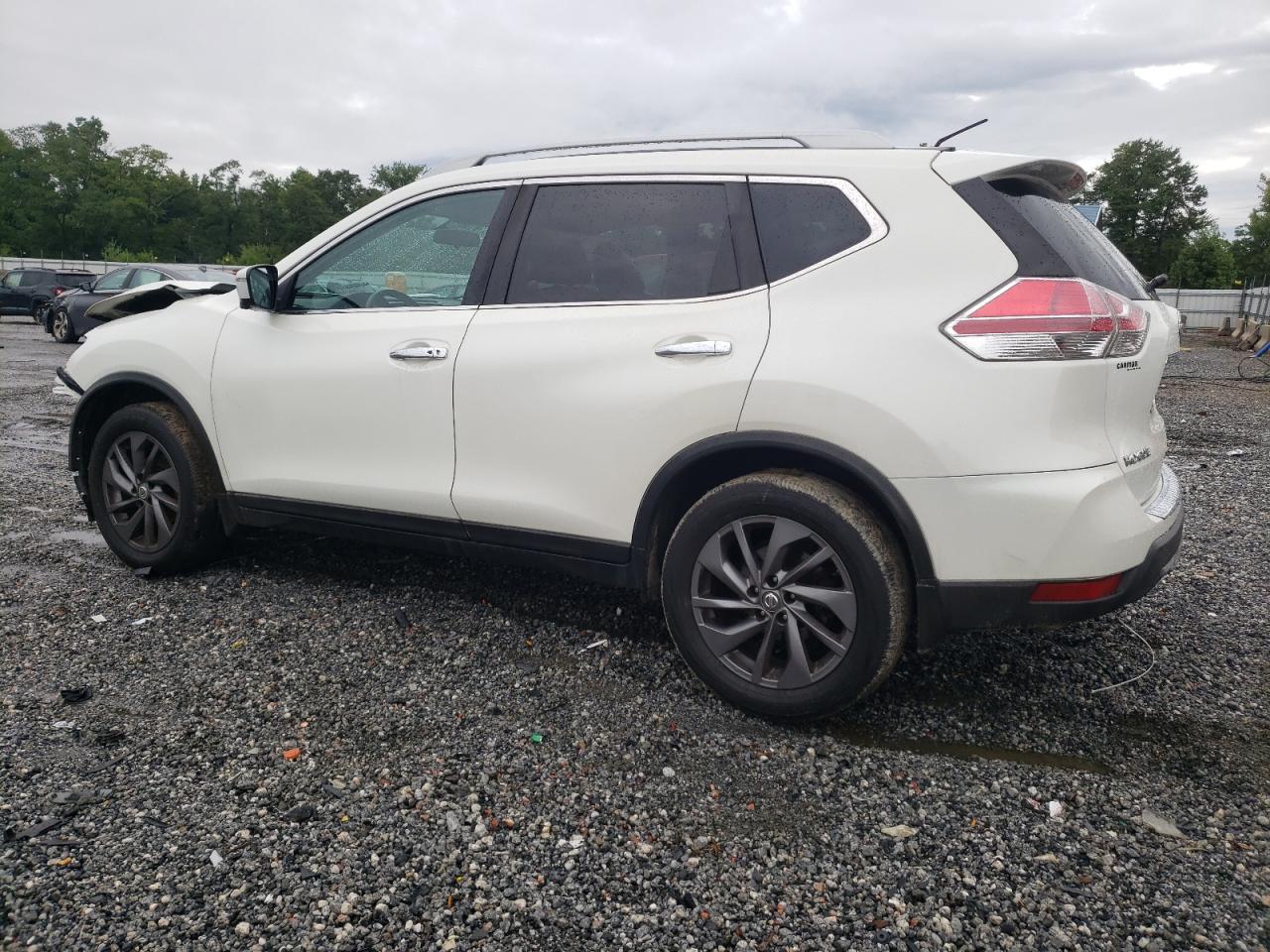 2016 Nissan Rogue S - Image 2