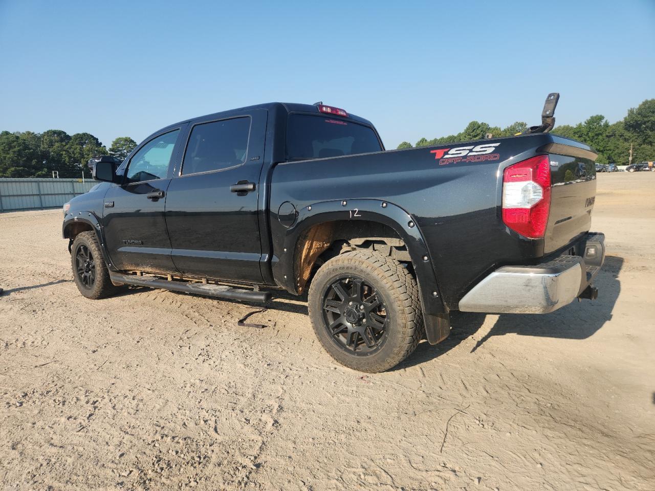 2021 Toyota Tundra Crewmax Sr5 - Фото 2