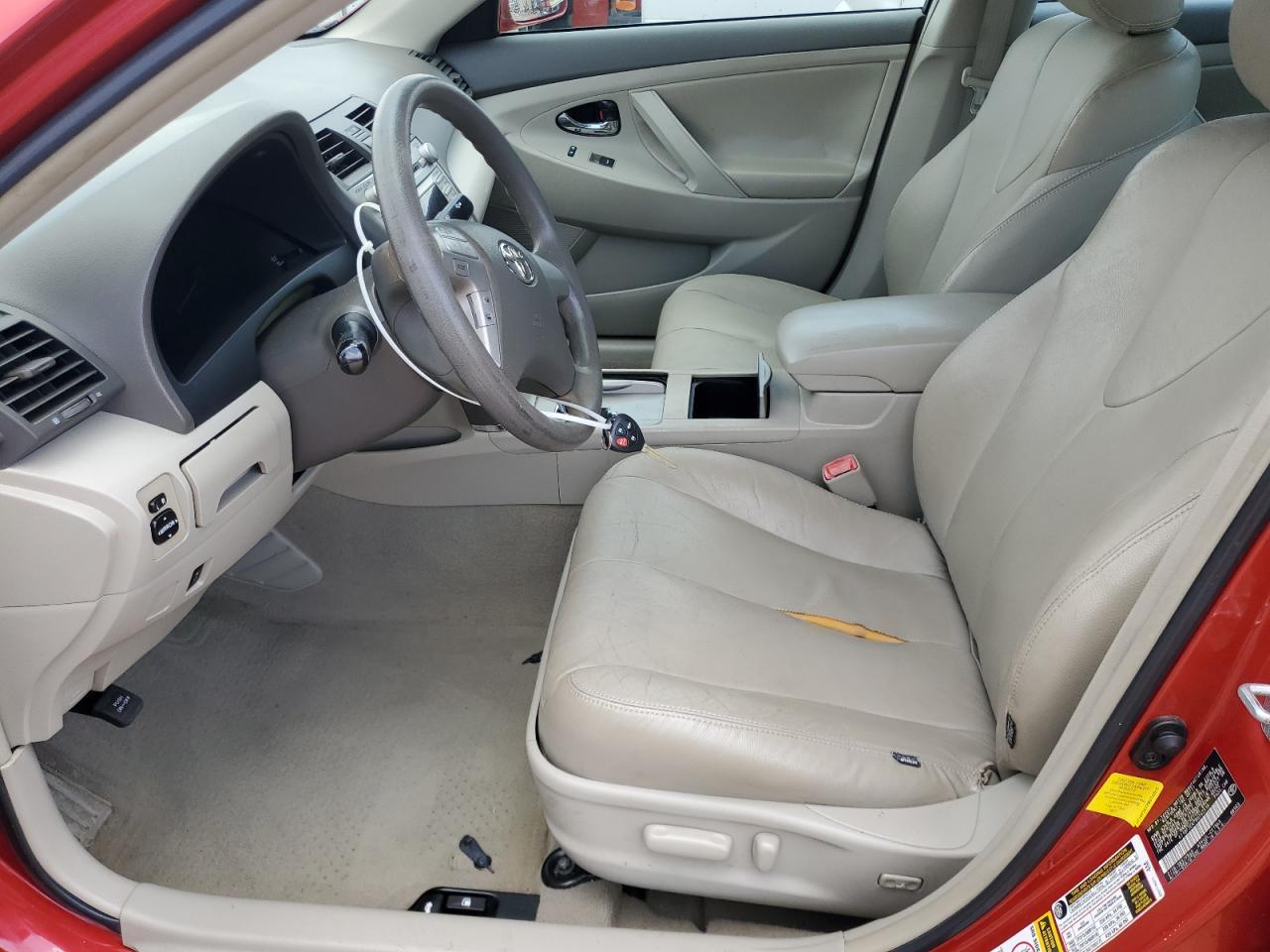 2011 Toyota Camry Base - Фото 7