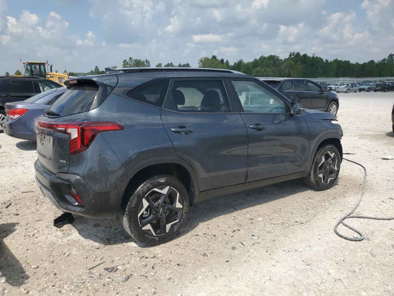 2025 Kia Seltos S - Image 3