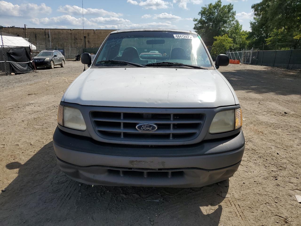 2001 Ford F150 - Фото 5