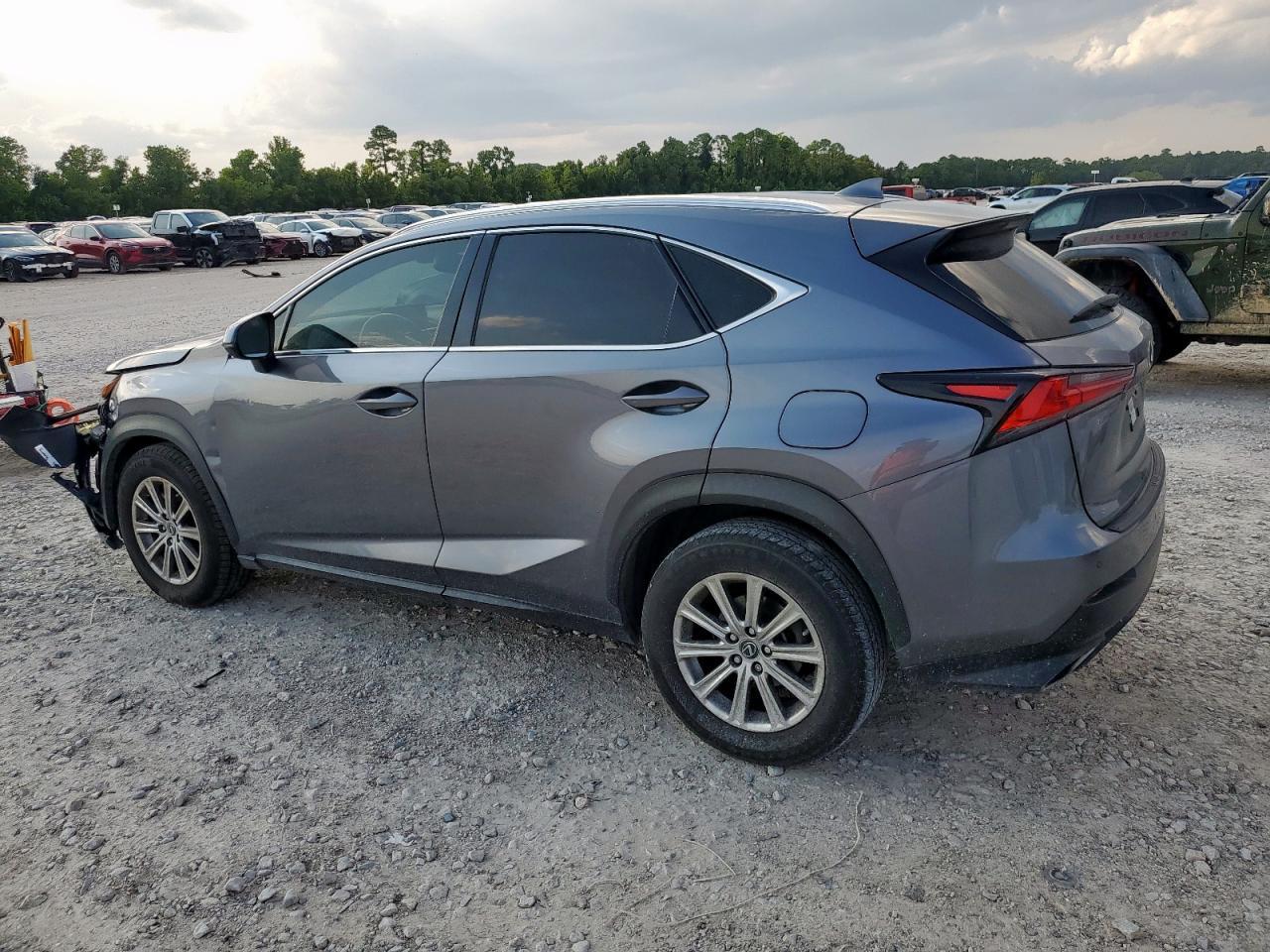 2021 Lexus Nx 300 Base - Фото 2
