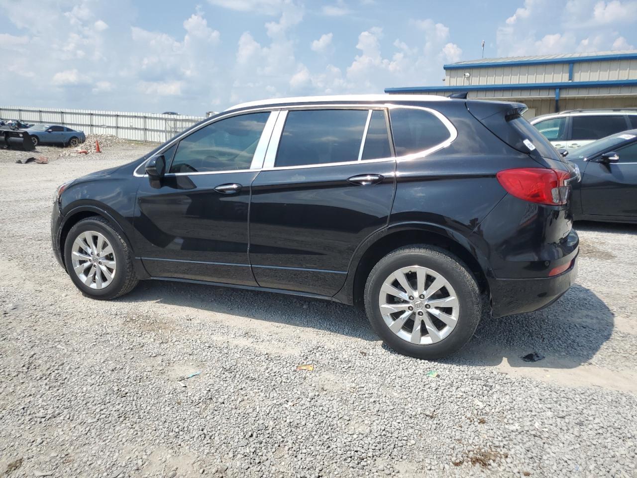 2017 Buick Envision Essence - Фото 2