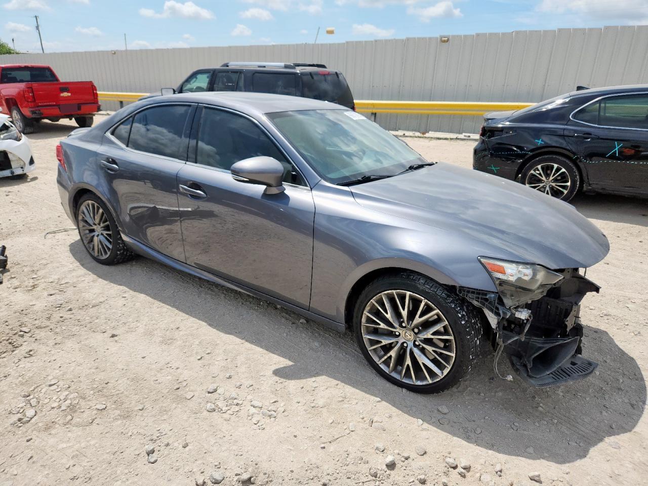 2016 Lexus Is 200T - Image 4