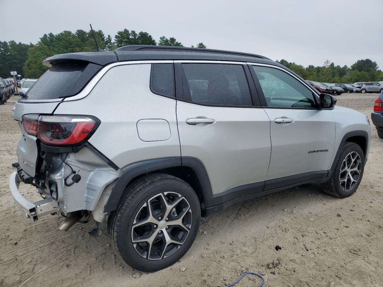 2024 Jeep Compass Limited - Image 3