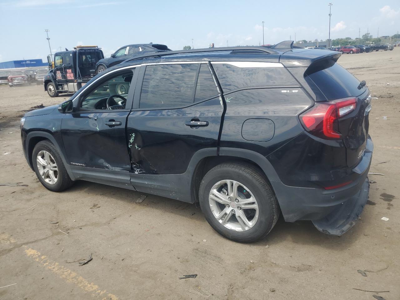 2023 GMC Terrain Sle - Фото 2