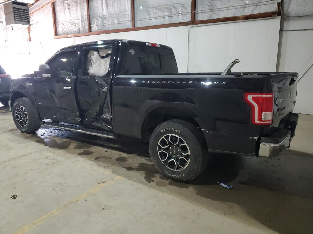 2017 Ford F150 Supercrew - Фото 2