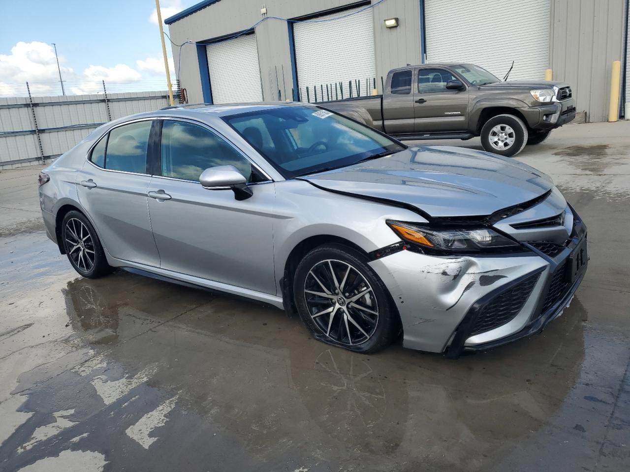 2024 Toyota Camry Se Night Shade - Image 4