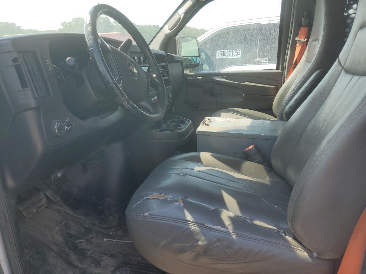 2013 Chevrolet Express G2500 - Image 7