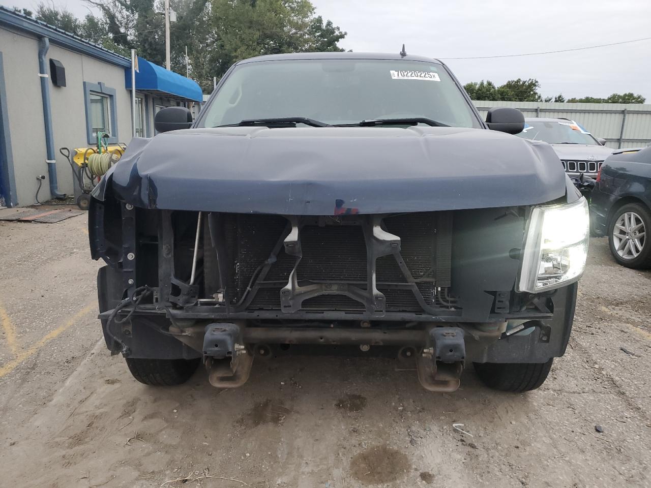 2010 Chevrolet Silverado C1500 - Image 5