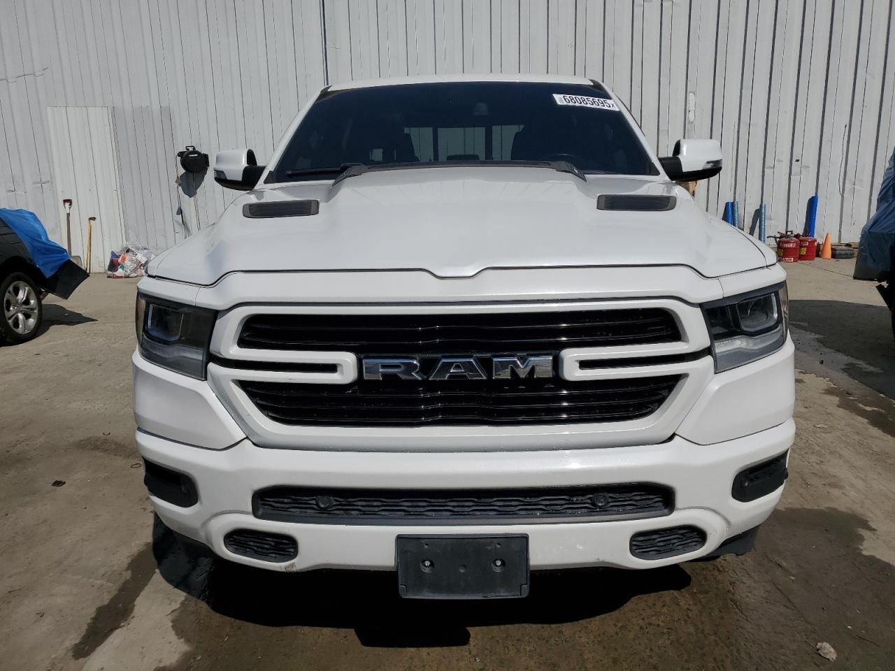 2020 Ram 1500 Laramie - Image 5