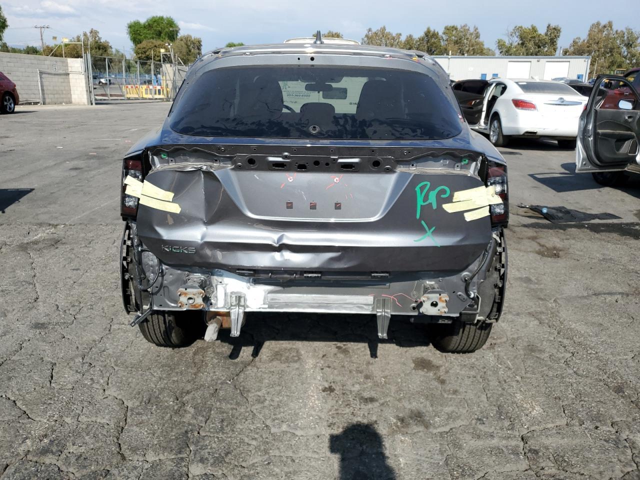 2025 Nissan Kicks Sv - Image 6