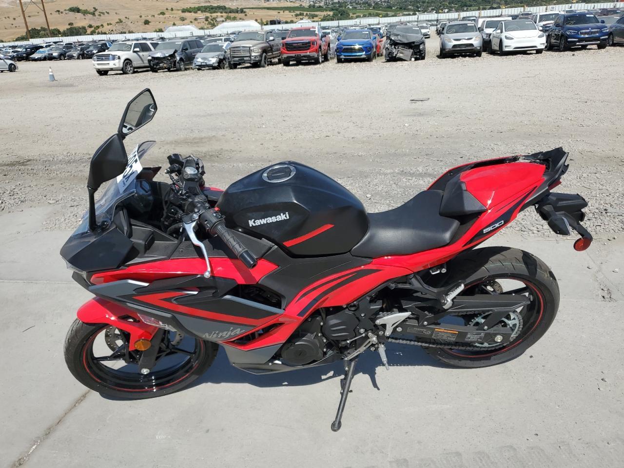 2025 Kawasaki Ex500 - Фото 3